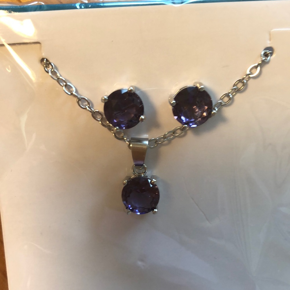💜Purple crystal earring and necklace set💜